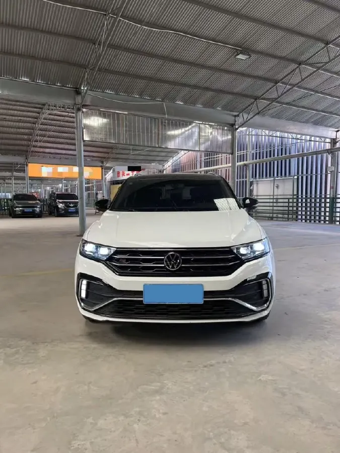 2021 Volkswagen T-Roc 1.4T 150HP L4 7DCT,autocango,china used car exporter,china ev exporter,chinese used car exporter,chinese used ev exporter