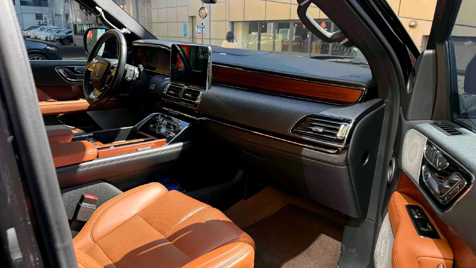 2020 Lincoln Navigator 3.5T 388HP V6 10AT,autocango,china used car exporter,china ev exporter,chinese used car exporter,chinese used ev exporter