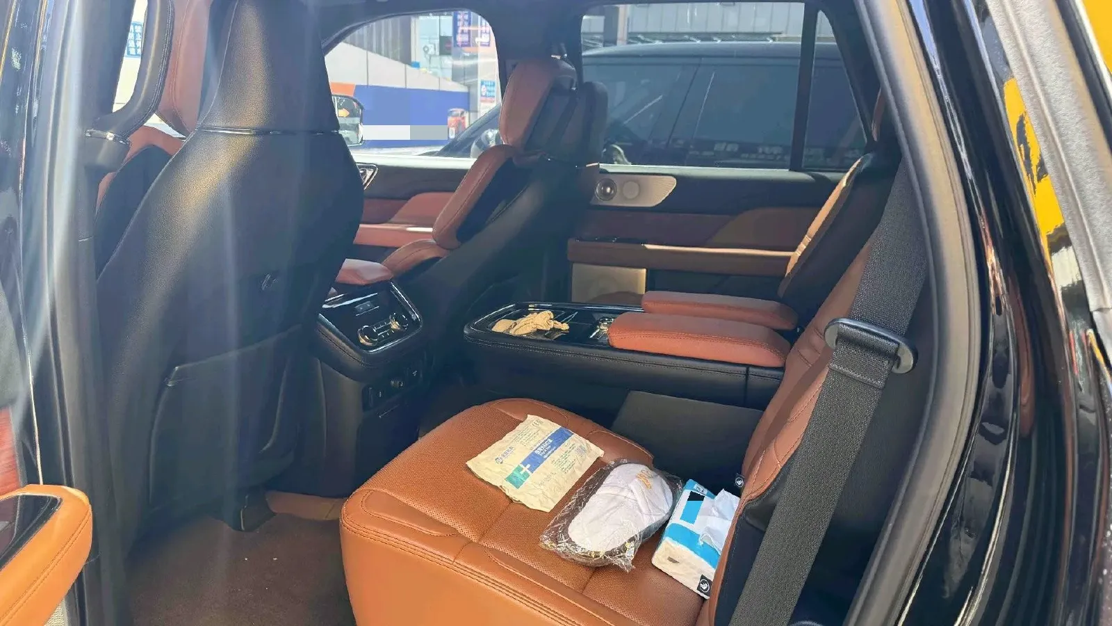 2020 Lincoln Navigator 3.5T 388HP V6 10AT,autocango,china used car exporter,china ev exporter,chinese used car exporter,chinese used ev exporter