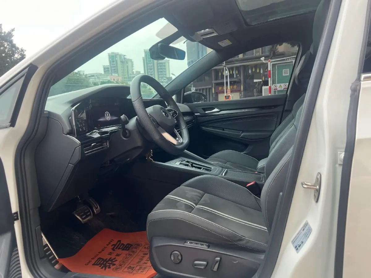 2023 Volkswagen Golf 1.4T 150HP L4 7DCT,autocango,china used car exporter,china ev exporter,chinese used car exporter,chinese used ev exporter