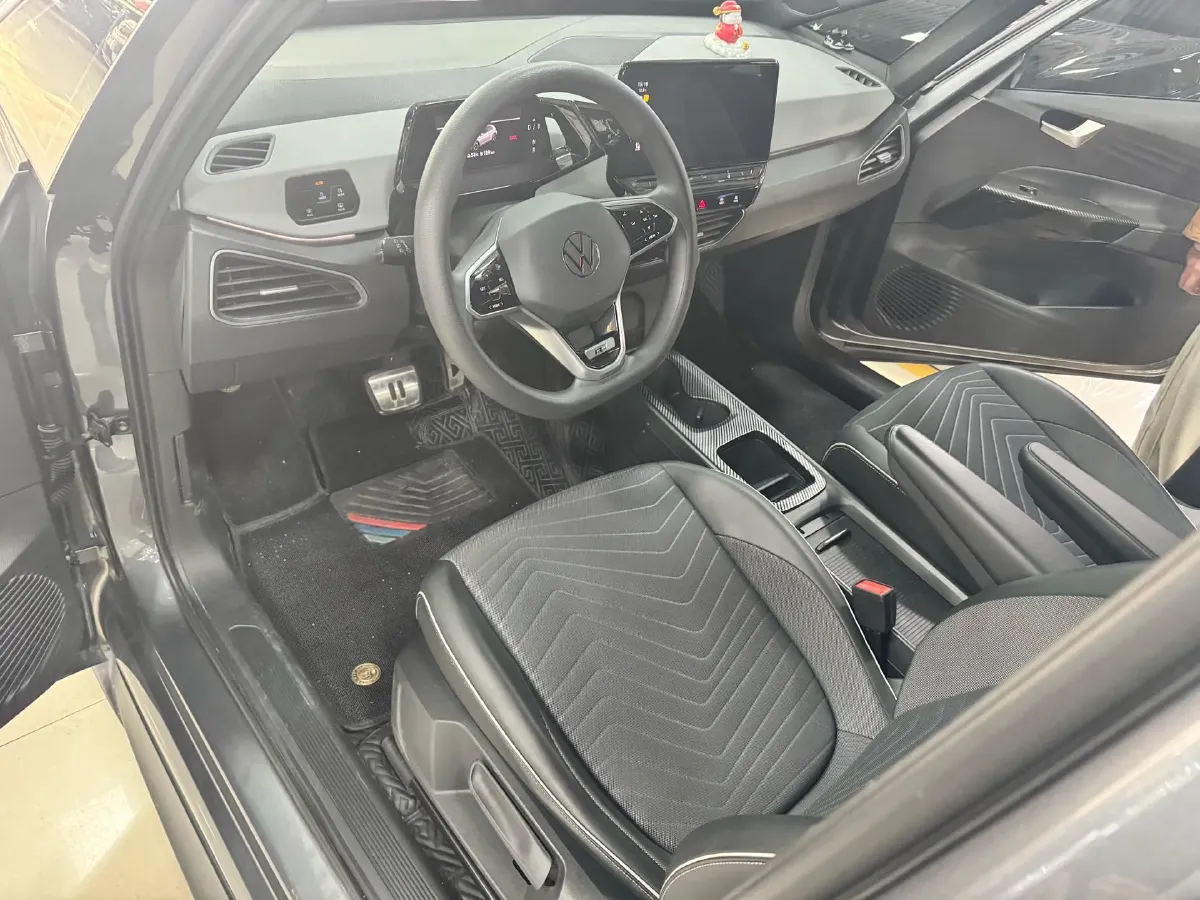 2023 Volkswagen ID.3 BEV 52.8KWH,autocango,china used car exporter,china ev exporter,chinese used car exporter,chinese used ev exporter