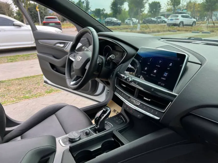 2020 Cadillac CT5 2.0T 237HP L4 10AT,autocango,china used car exporter,china ev exporter,chinese used car exporter,chinese used ev exporter