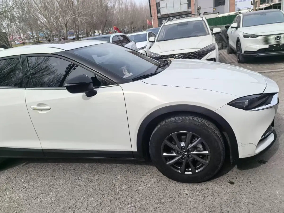 2021 Mazda CX-4 2.0L 158HP L4 6AT,autocango,china used car exporter,china ev exporter,chinese used car exporter,chinese used ev exporter