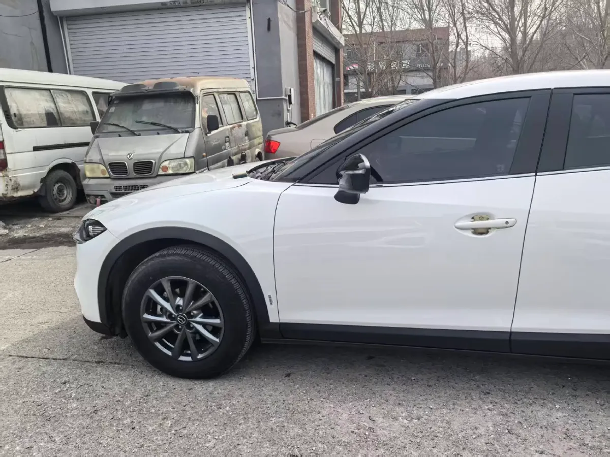 2021 Mazda CX-4 2.0L 158HP L4 6AT,autocango,china used car exporter,china ev exporter,chinese used car exporter,chinese used ev exporter