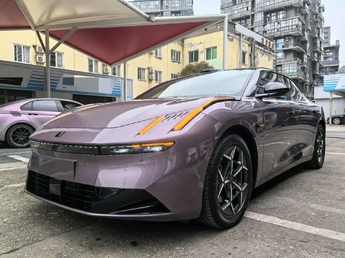 2025 LYNK&CO 10 EM-P 1.5T 163HP L4 3DHT PHEV,autocango,china used car exporter,china ev exporter,chinese used car exporter,chinese used ev exporter