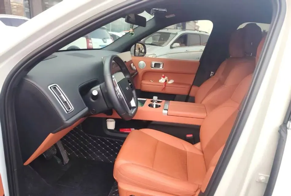 2024 Li L6 Range Extended 154HP L4 REEV 36.8KWH,autocango,china used car exporter,china ev exporter,chinese used car exporter,chinese used ev exporter