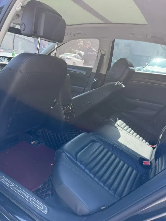 2019 Volkswagen Magotan 2.0T 186HP L4 7DCT,autocango,china used car exporter,china ev exporter,chinese used car exporter,chinese used ev exporter