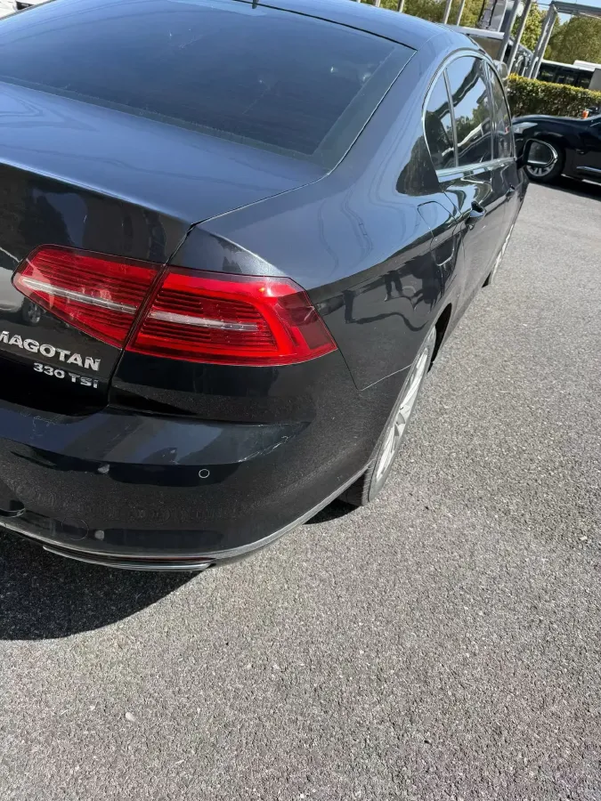 2019 Volkswagen Magotan 2.0T 186HP L4 7DCT,autocango,china used car exporter,china ev exporter,chinese used car exporter,chinese used ev exporter