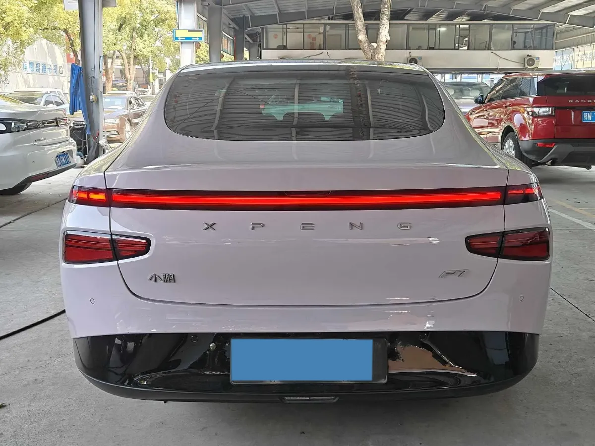 2023 Xpeng P7 BEV 86.2KWH,autocango,china used car exporter,china ev exporter,chinese used car exporter,chinese used ev exporter