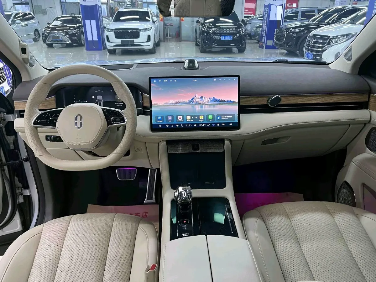 2024 AITO AITO M7 1.5T 152HP L4 REEV 40KWH,autocango,china used car exporter,china ev exporter,chinese used car exporter,chinese used ev exporter