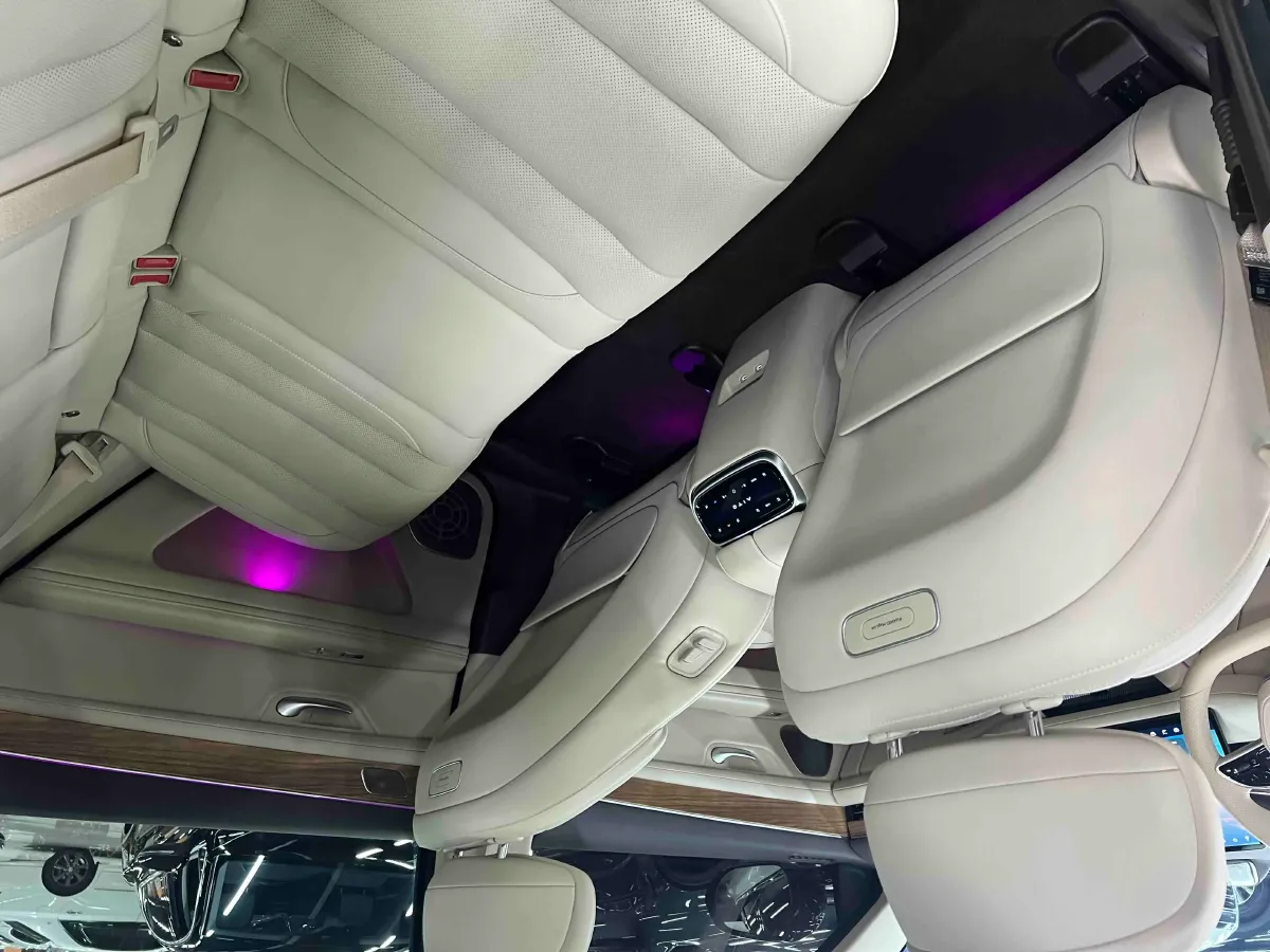 2024 AITO AITO M7 1.5T 152HP L4 REEV 40KWH,autocango,china used car exporter,china ev exporter,chinese used car exporter,chinese used ev exporter