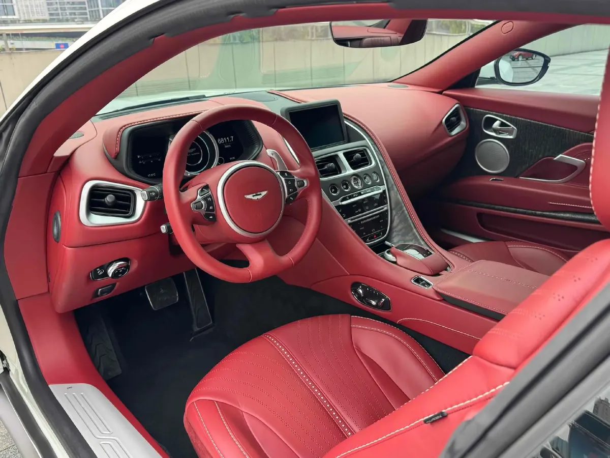 2019 Aston Martin DB11 4.0T 510HP V8 8AT,autocango,china used car exporter,china ev exporter,chinese used car exporter,chinese used ev exporter