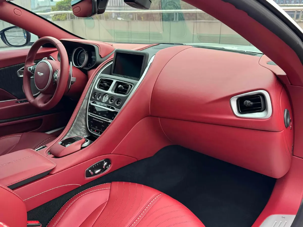 2019 Aston Martin DB11 4.0T 510HP V8 8AT,autocango,china used car exporter,china ev exporter,chinese used car exporter,chinese used ev exporter