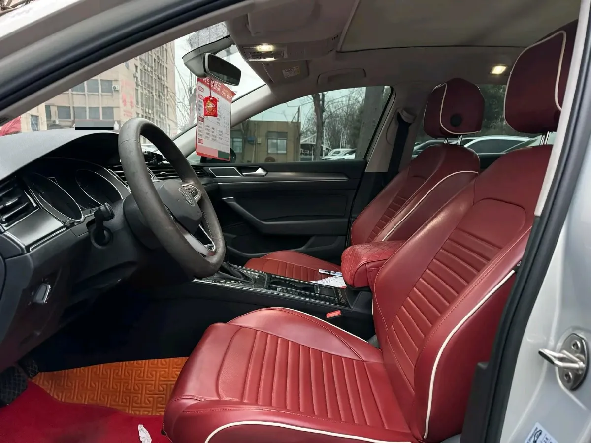 2020 Volkswagen Magotan 2.0T 186HP L4 7DCT,autocango,china used car exporter,china ev exporter,chinese used car exporter,chinese used ev exporter