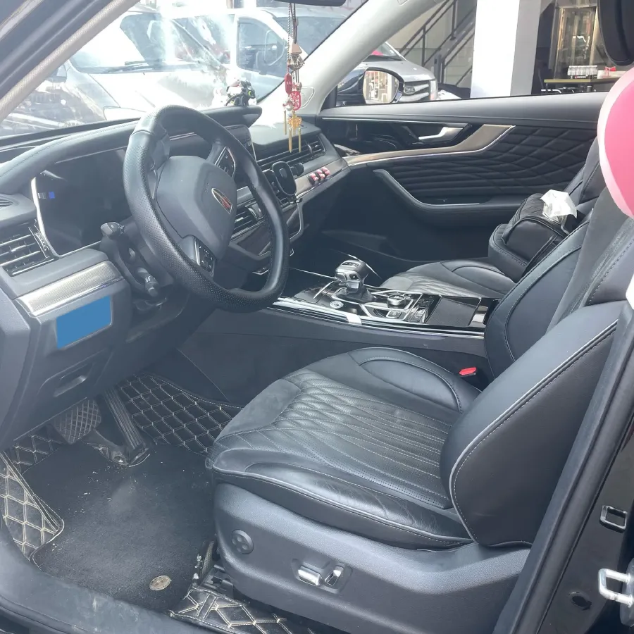 2022 HongQi HS5 2.0T 224HP L4 6AT,autocango,china used car exporter,china ev exporter,chinese used car exporter,chinese used ev exporter