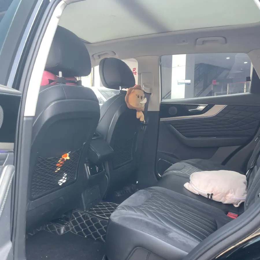 2022 HongQi HS5 2.0T 224HP L4 6AT,autocango,china used car exporter,china ev exporter,chinese used car exporter,chinese used ev exporter