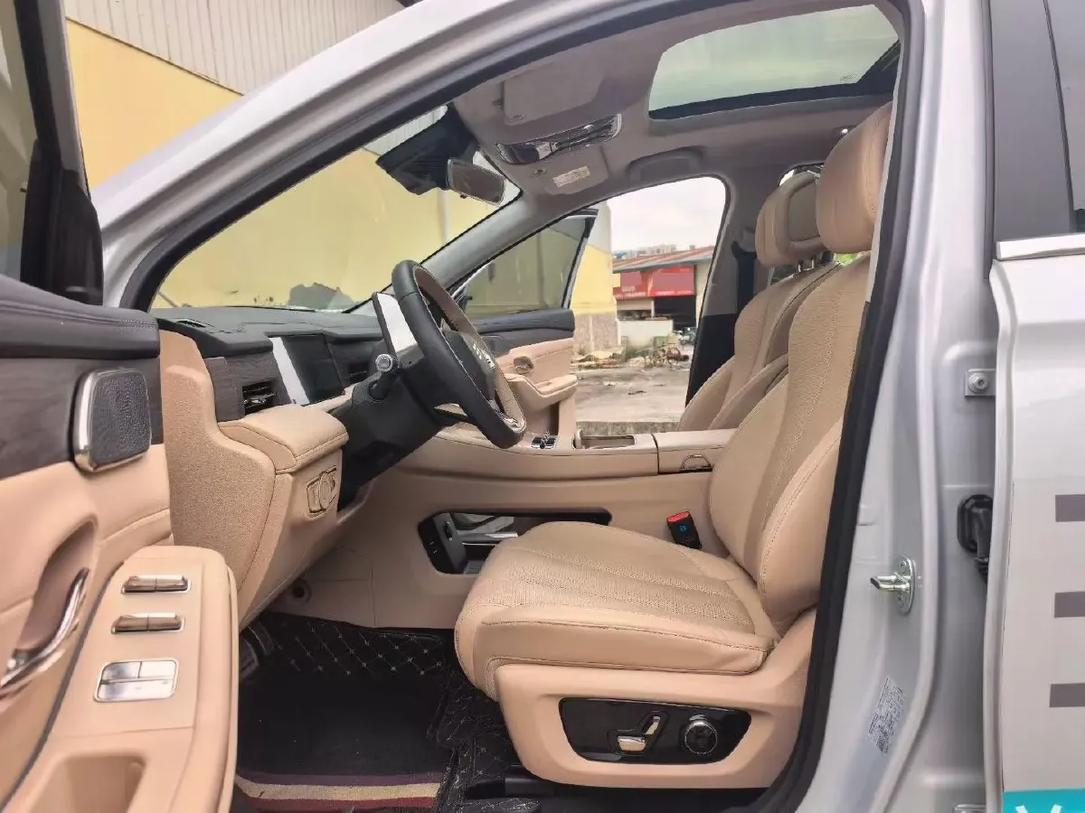 2025 Jetour ShanHai L9 1.5T 156HP L4 2DHT PHEV,autocango,china used car exporter,china ev exporter,chinese used car exporter,chinese used ev exporter