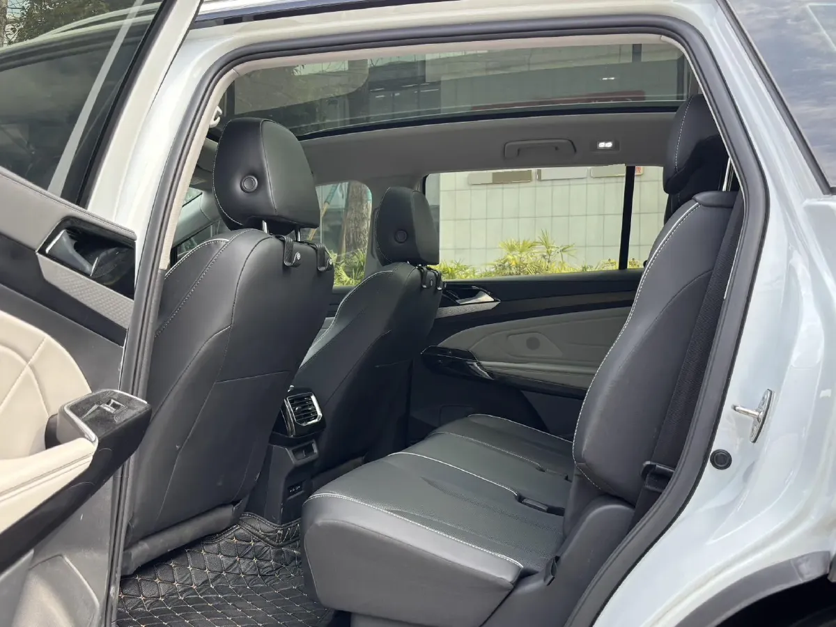 2022 Volkswagen ID.6 X BEV 83.4KWH,autocango,china used car exporter,china ev exporter,chinese used car exporter,chinese used ev exporter