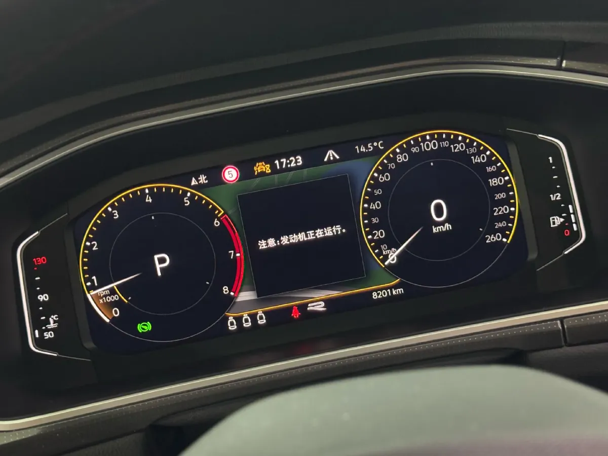 2024 Volkswagen T-Roc 1.5T 160HP L4 7DCT,autocango,china used car exporter,china ev exporter,chinese used car exporter,chinese used ev exporter