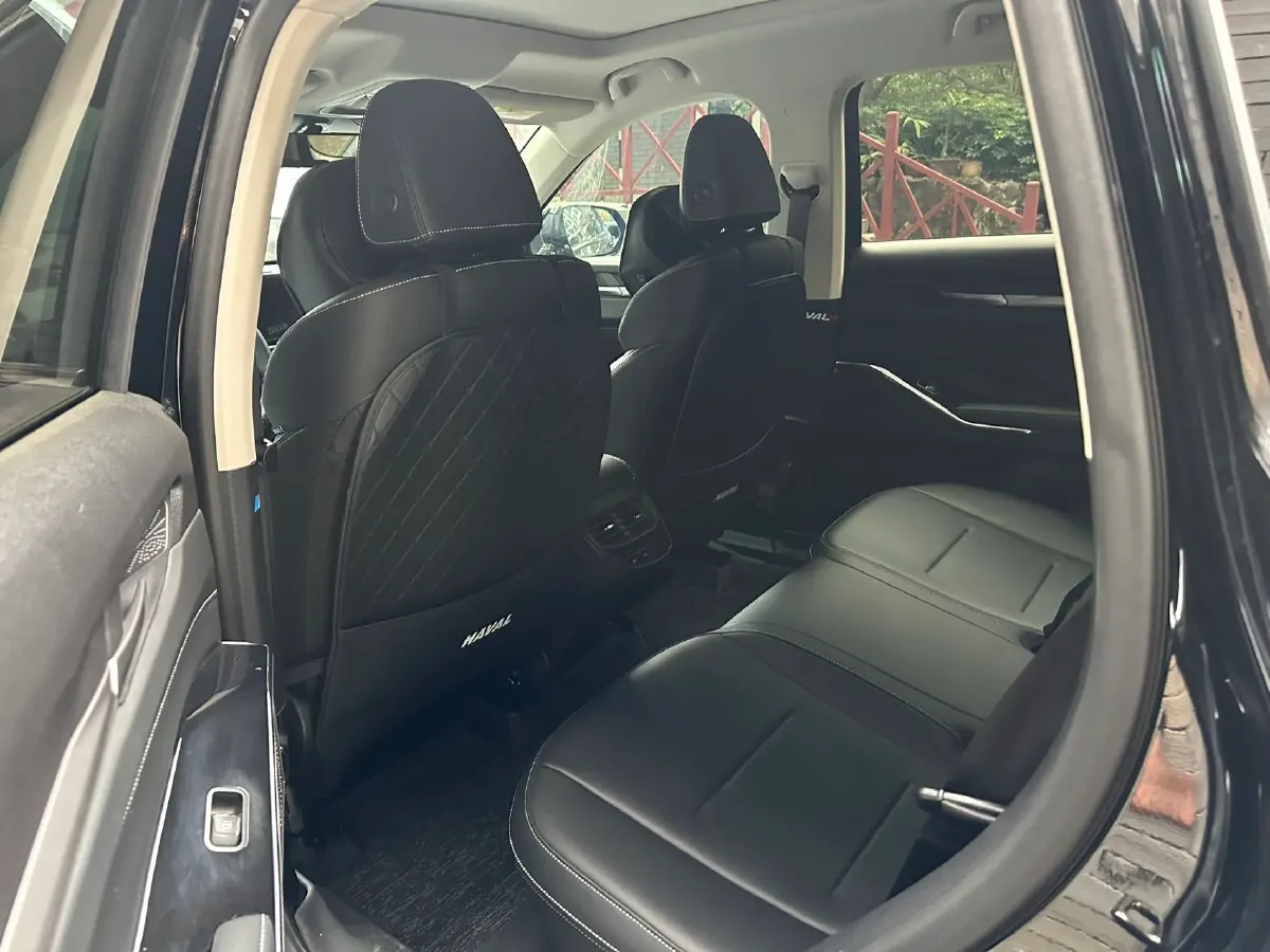 2022 Haval H6 1.5T 184HP L4 7DCT,autocango,china used car exporter,china ev exporter,chinese used car exporter,chinese used ev exporter