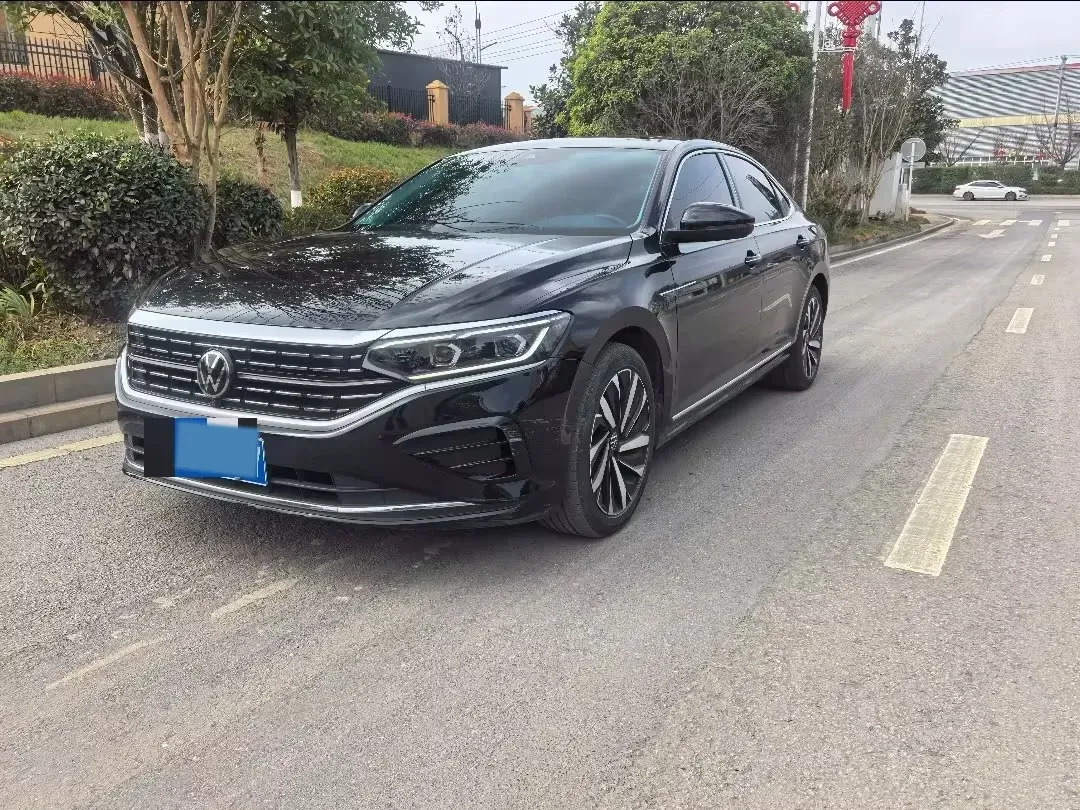 2023 Volkswagen Passat 2.0T 186HP L4 7DCT,autocango,china used car exporter,china ev exporter,chinese used car exporter,chinese used ev exporter