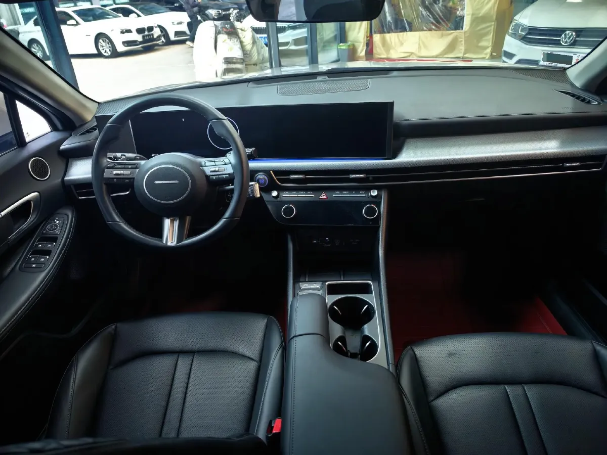 2024 Hyundai Sonata 1.5T 170HP L4 8AT,autocango,china used car exporter,china ev exporter,chinese used car exporter,chinese used ev exporter