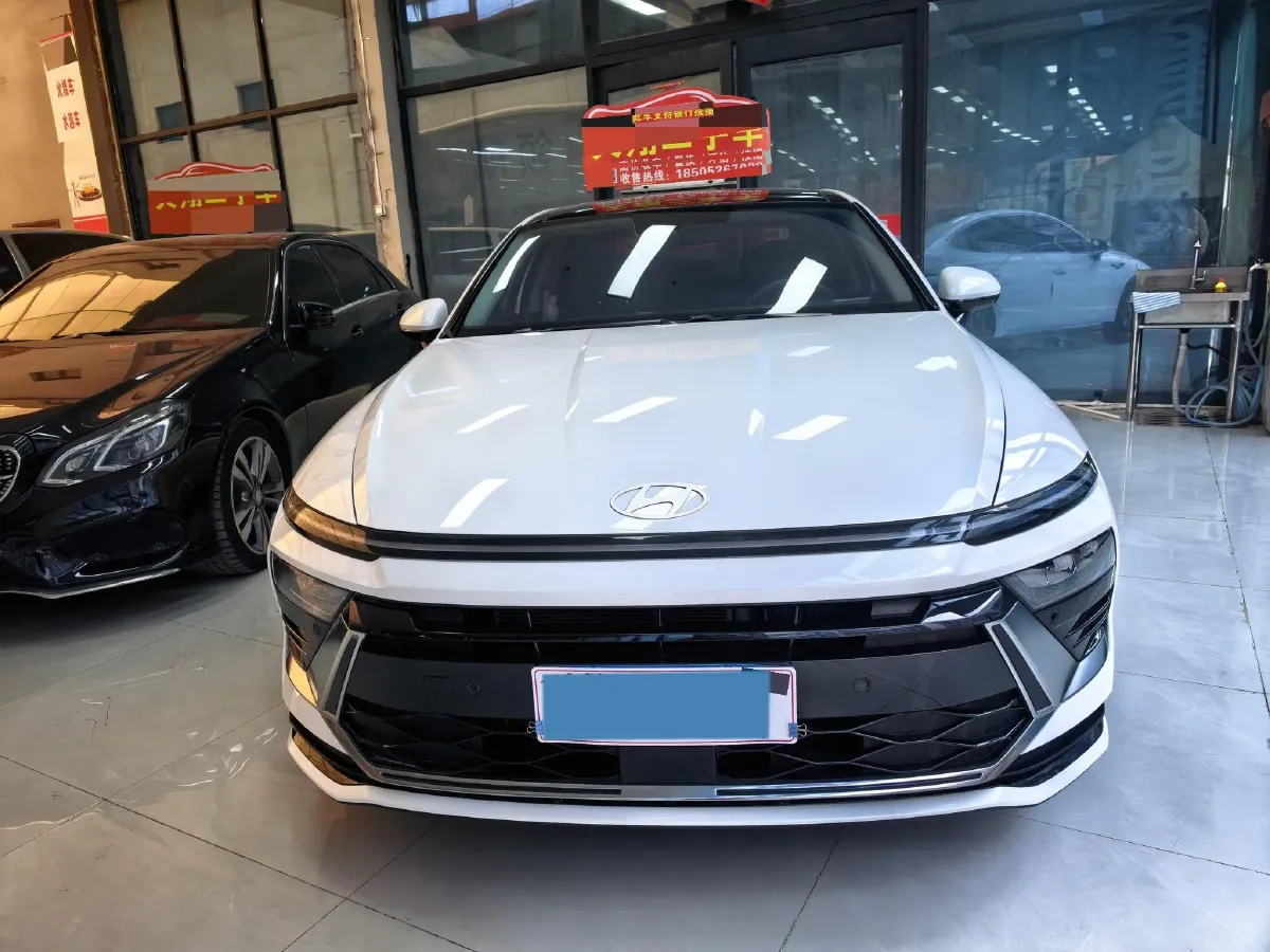 2024 Hyundai Sonata 1.5T 170HP L4 8AT,autocango,china used car exporter,china ev exporter,chinese used car exporter,chinese used ev exporter