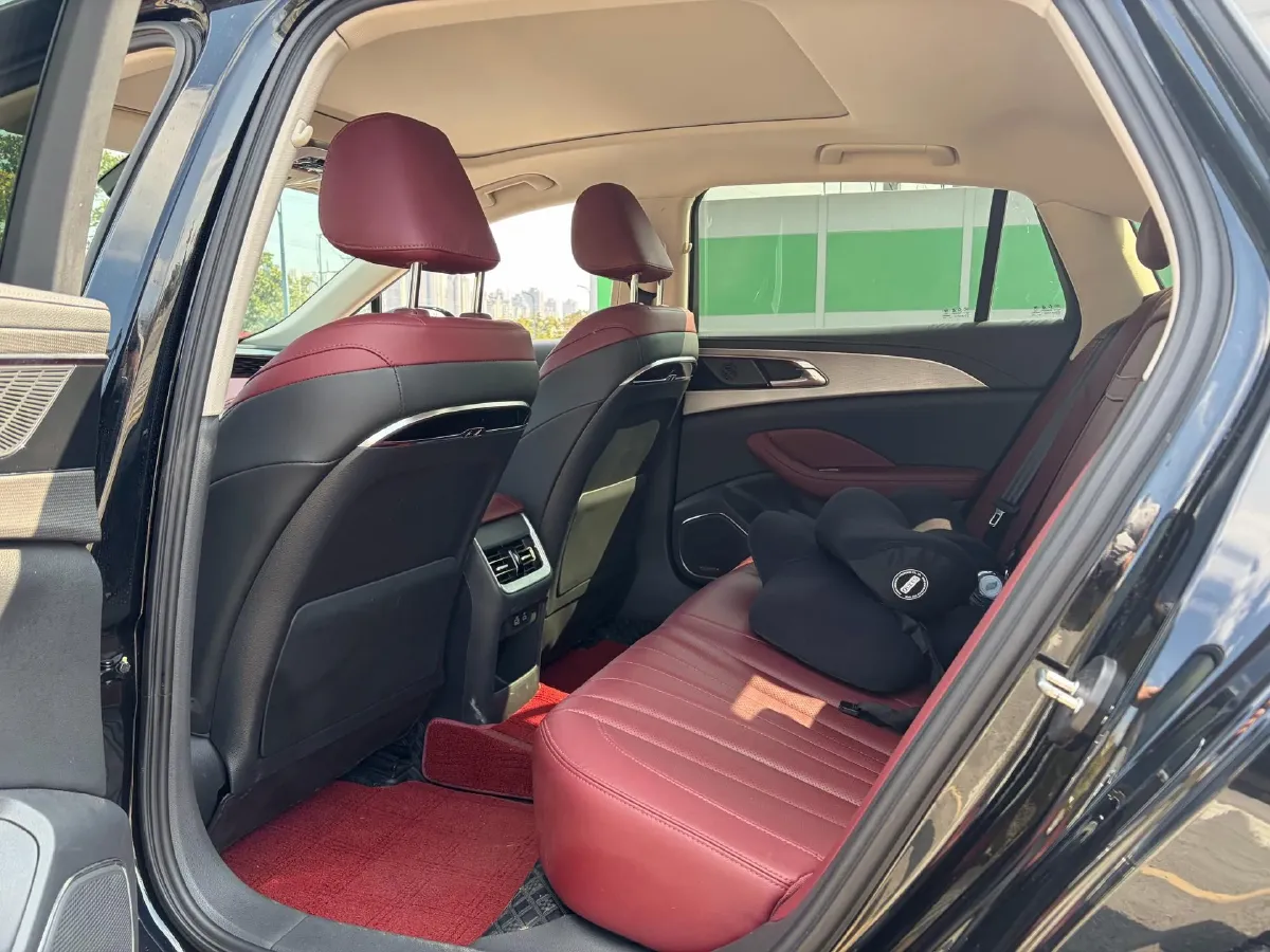 2024 HongQi H5 1.5T 169HP L4 7DCT,autocango,china used car exporter,china ev exporter,chinese used car exporter,chinese used ev exporter