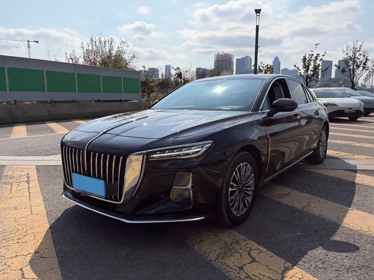 2024 HongQi H5 1.5T 169HP L4 7DCT,autocango,china used car exporter,china ev exporter,chinese used car exporter,chinese used ev exporter