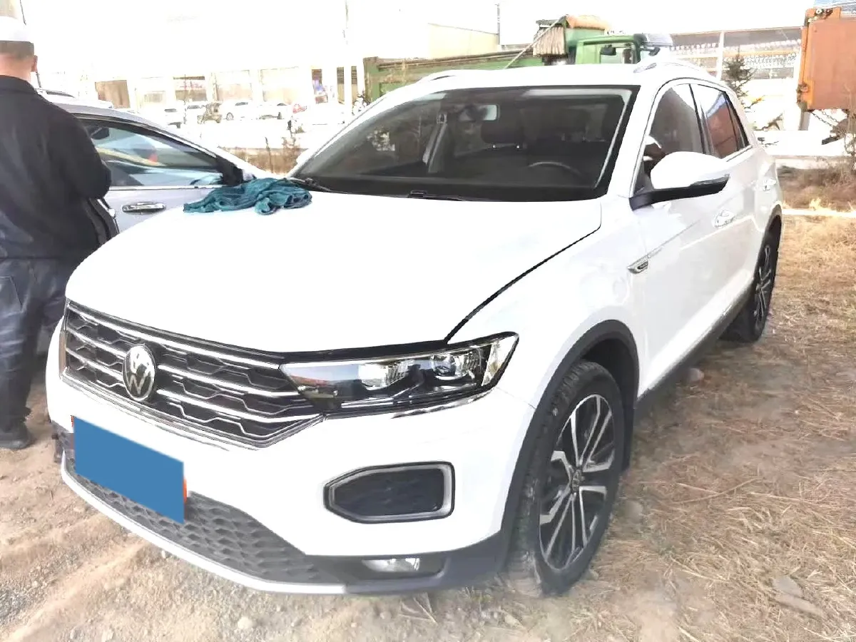 2022 Volkswagen T-Roc 1.4T 150HP L4 7DCT,autocango,china used car exporter,china ev exporter,chinese used car exporter,chinese used ev exporter