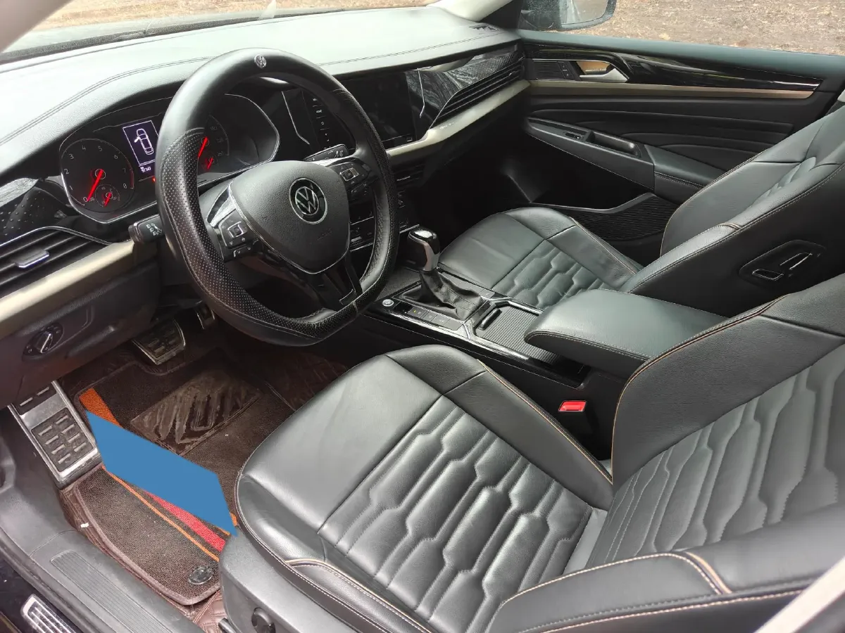 2020 Volkswagen Passat 2.0T 186HP L4 7DCT,autocango,china used car exporter,china ev exporter,chinese used car exporter,chinese used ev exporter