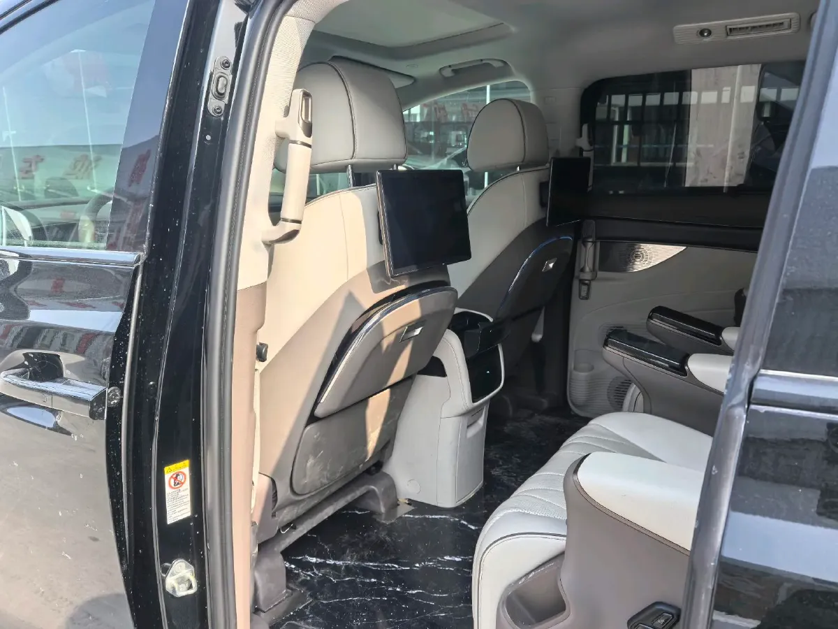 2022 Mercedes-Benz GLC Class 2.0T 197HP L4 9AT,autocango,china used car exporter,china ev exporter,chinese used car exporter,chinese used ev exporter