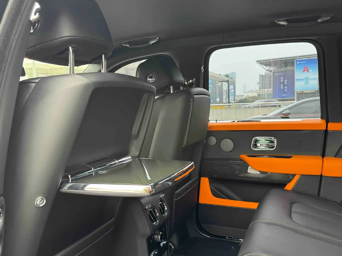 2020 Rolls-Royce Cullinan 6.7T 600HP V12 8AT,autocango,china used car exporter,china ev exporter,chinese used car exporter,chinese used ev exporter