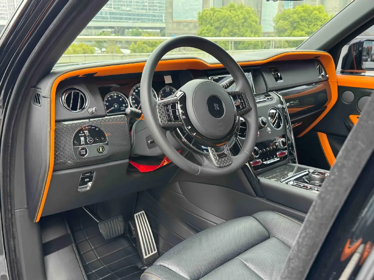 2020 Rolls-Royce Cullinan 6.7T 600HP V12 8AT,autocango,china used car exporter,china ev exporter,chinese used car exporter,chinese used ev exporter