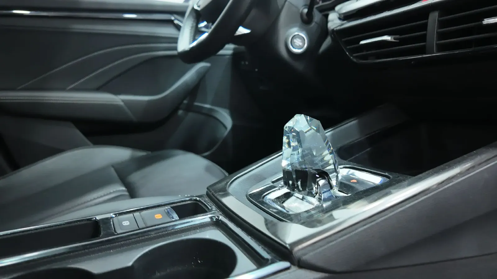 2022 Skoda Octavia 1.4T 150HP L4 7DCT,autocango,china used car exporter,china ev exporter,chinese used car exporter,chinese used ev exporter