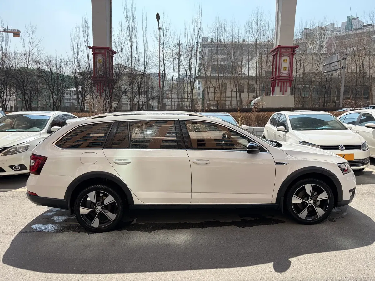 2018 Skoda Octavia 1.4T 150HP L4 7DCT,autocango,china used car exporter,china ev exporter,chinese used car exporter,chinese used ev exporter