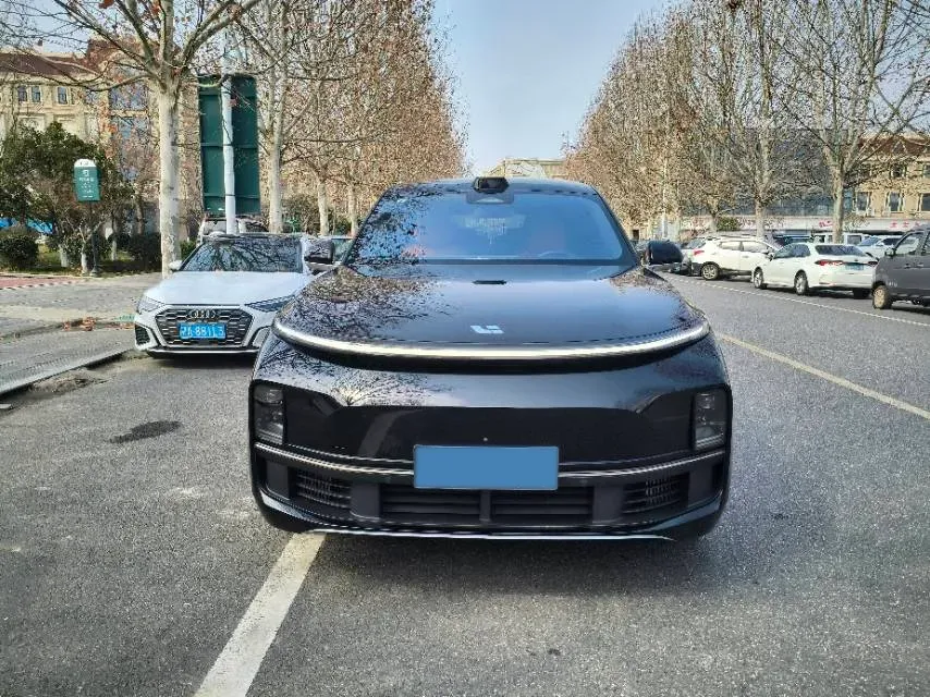 2022 Li L9 Range Extended 154HP REEV 42.6KWH,autocango,china used car exporter,china ev exporter,chinese used car exporter,chinese used ev exporter