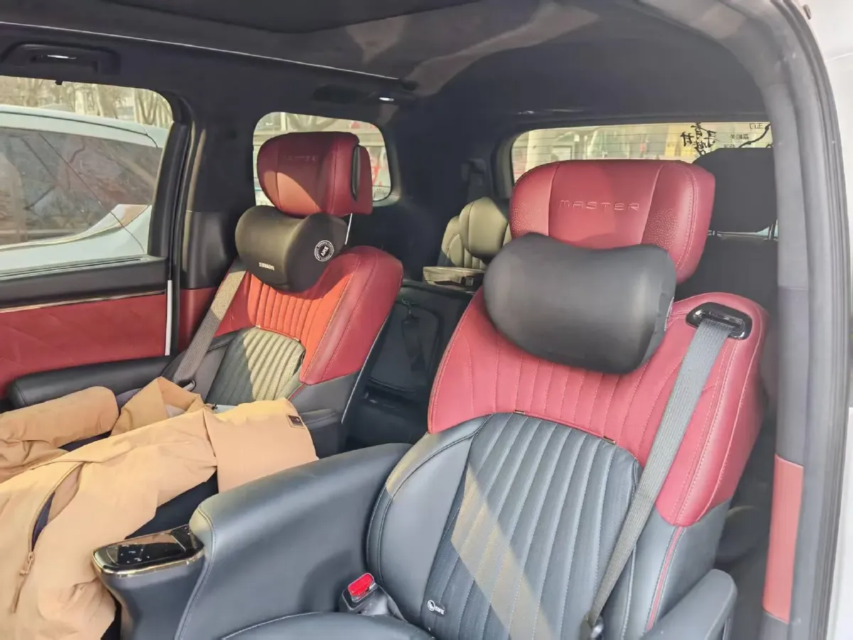 2023 GAC Trumpchi M8 2.0T 252HP L4 8AT,autocango,china used car exporter,china ev exporter,chinese used car exporter,chinese used ev exporter