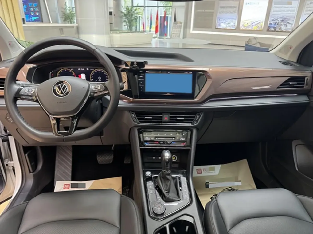 2022 Volkswagen Tharu 2.0T 186HP L4 7DCT,autocango,china used car exporter,china ev exporter,chinese used car exporter,chinese used ev exporter