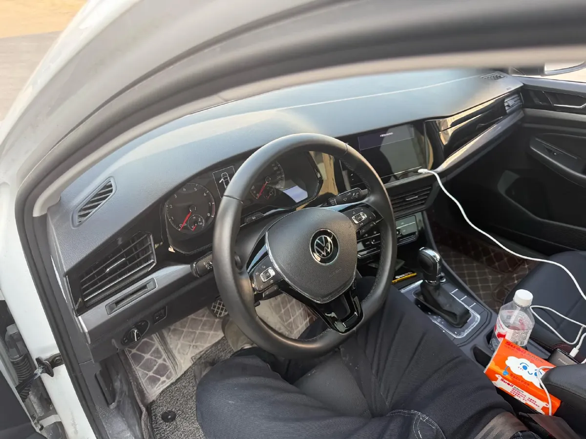 2021 Volkswagen Bora 1.5L 113HP L4 6AT,autocango,china used car exporter,china ev exporter,chinese used car exporter,chinese used ev exporter