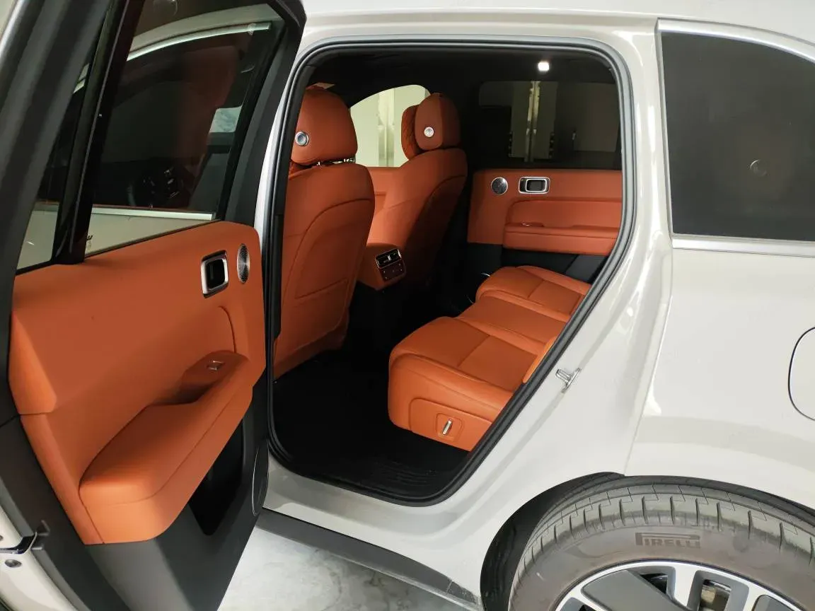 2025 Li L6 Range Extended 154HP L4 REEV,autocango,china used car exporter,china ev exporter,chinese used car exporter,chinese used ev exporter