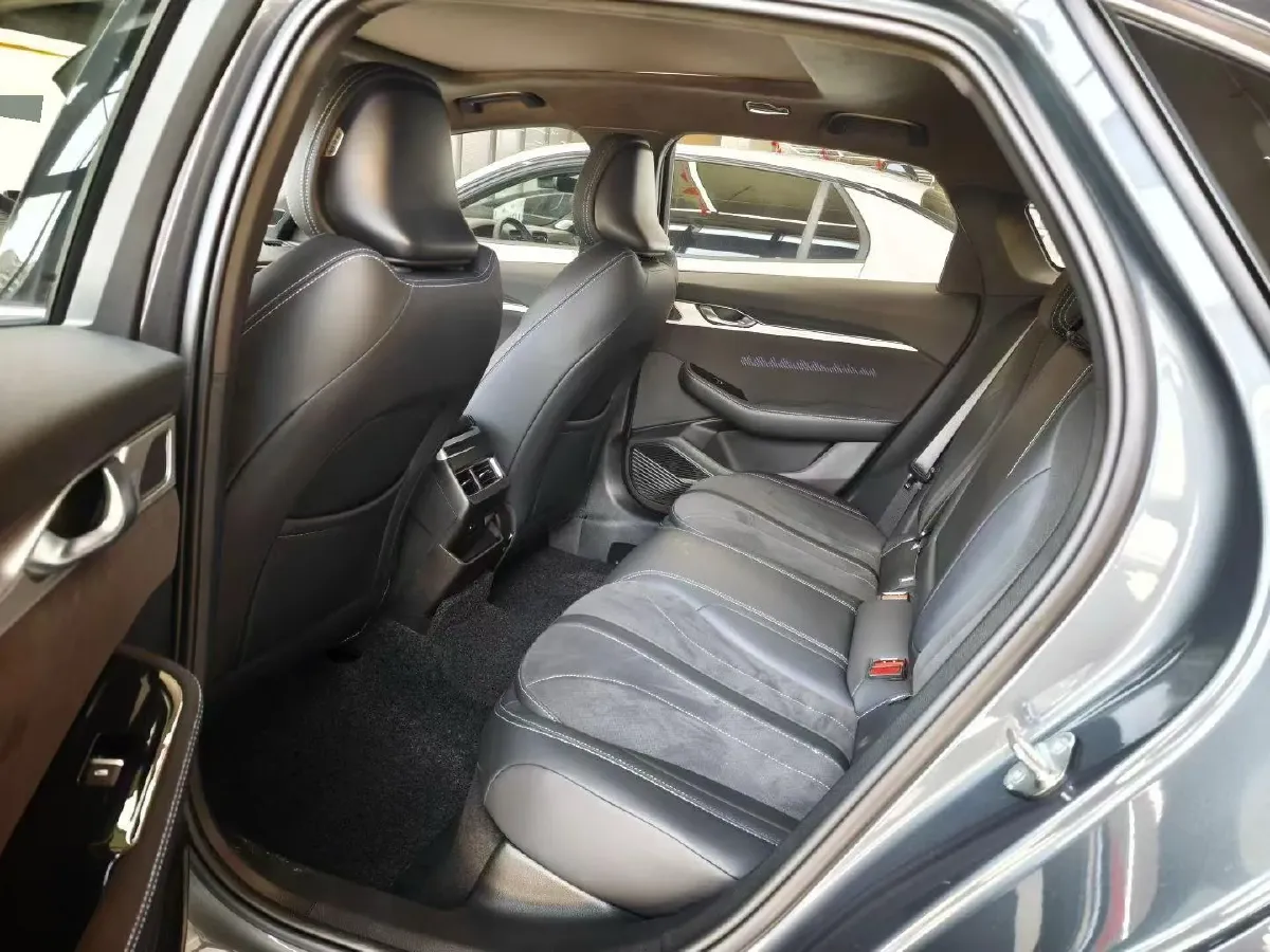 2025 Geely Preface 2.0T 238HP L4 8AT,autocango,china used car exporter,china ev exporter,chinese used car exporter,chinese used ev exporter