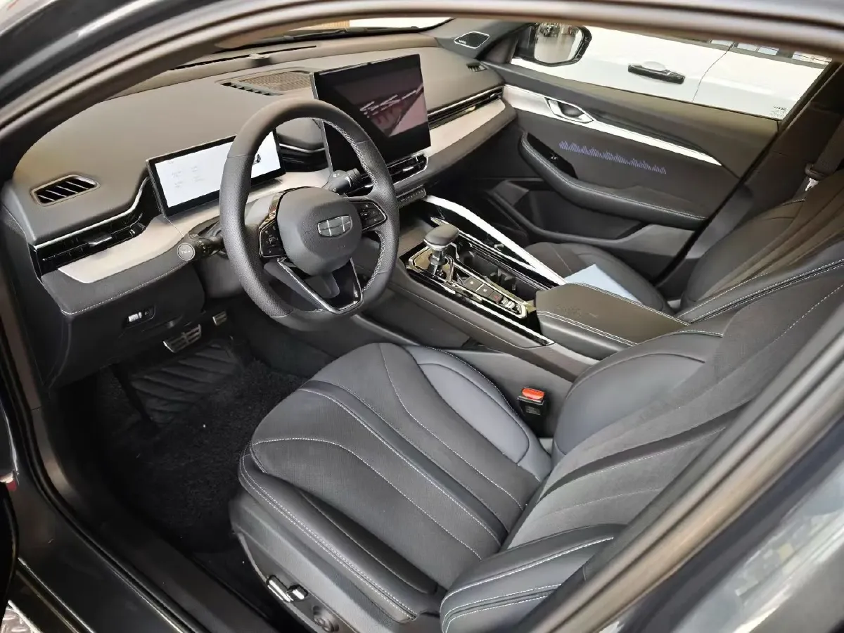 2025 Geely Preface 2.0T 238HP L4 8AT,autocango,china used car exporter,china ev exporter,chinese used car exporter,chinese used ev exporter