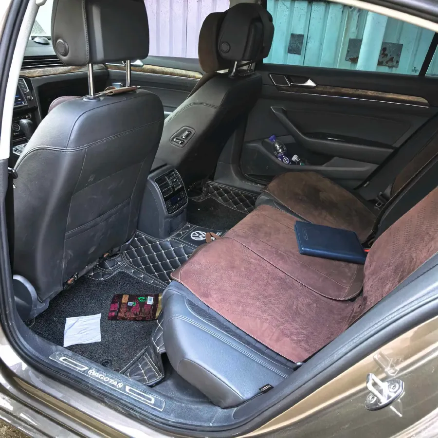 2017 Volkswagen Magotan 1.8T 180HP L4 7DCT,autocango,china used car exporter,china ev exporter,chinese used car exporter,chinese used ev exporter