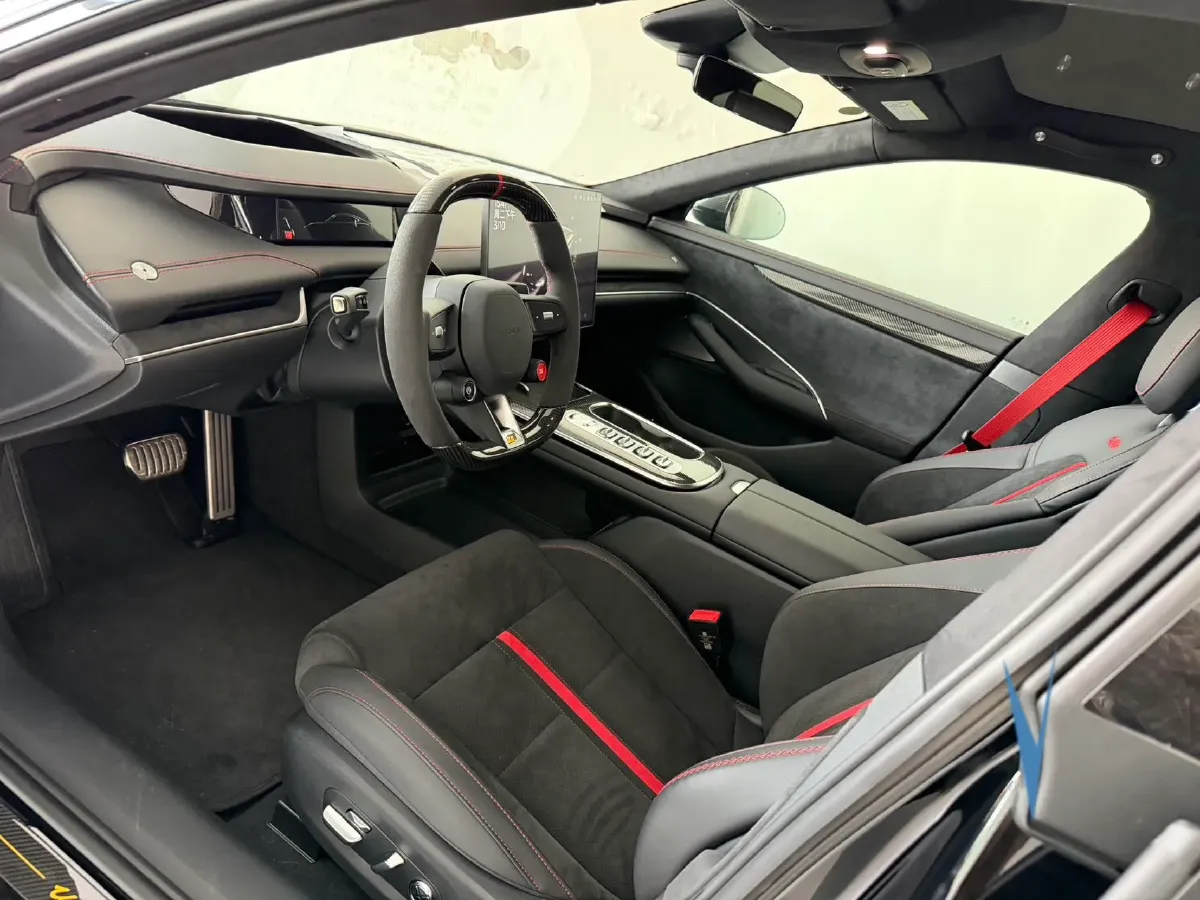 2025 MI SU7 Ultra BEV 93.7KWH,autocango,china used car exporter,china ev exporter,chinese used car exporter,chinese used ev exporter