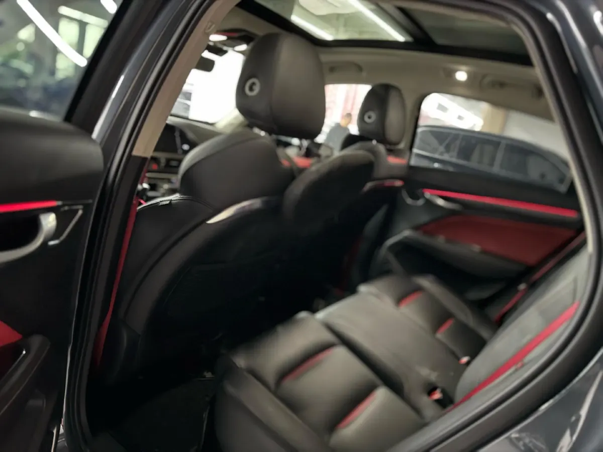 2019 Geely Tugella 2.0T 238HP L4 8AT,autocango,china used car exporter,china ev exporter,chinese used car exporter,chinese used ev exporter