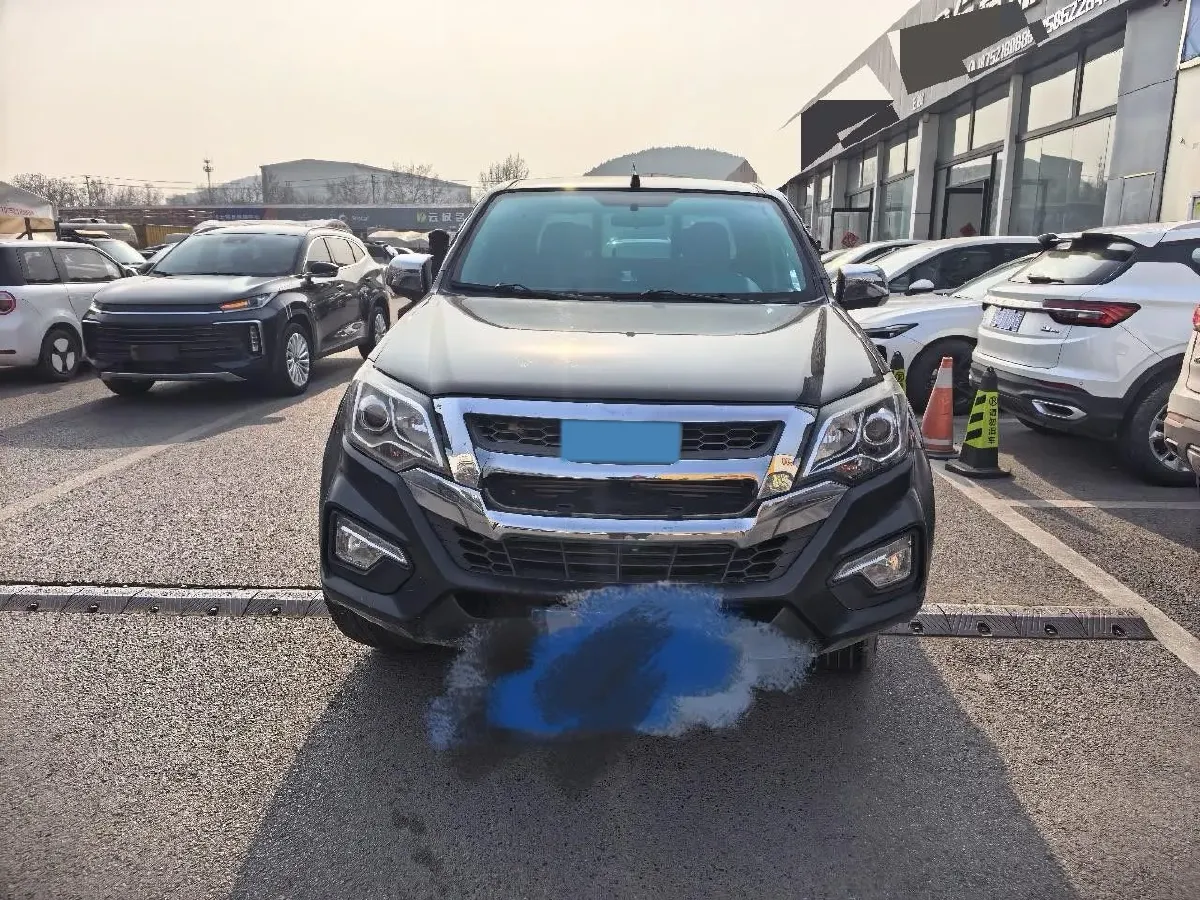 2019 Isuzu RE-MAX Jim 2.0T 204HP L4 5MT,autocango,china used car exporter,china ev exporter,chinese used car exporter,chinese used ev exporter