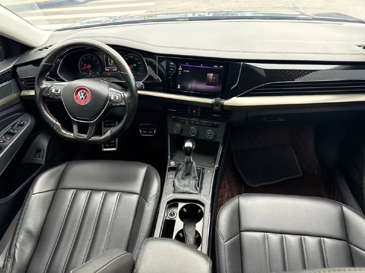 2020 Volkswagen Passat 1.4T 150HP L4 7DCT,autocango,china used car exporter,china ev exporter,chinese used car exporter,chinese used ev exporter