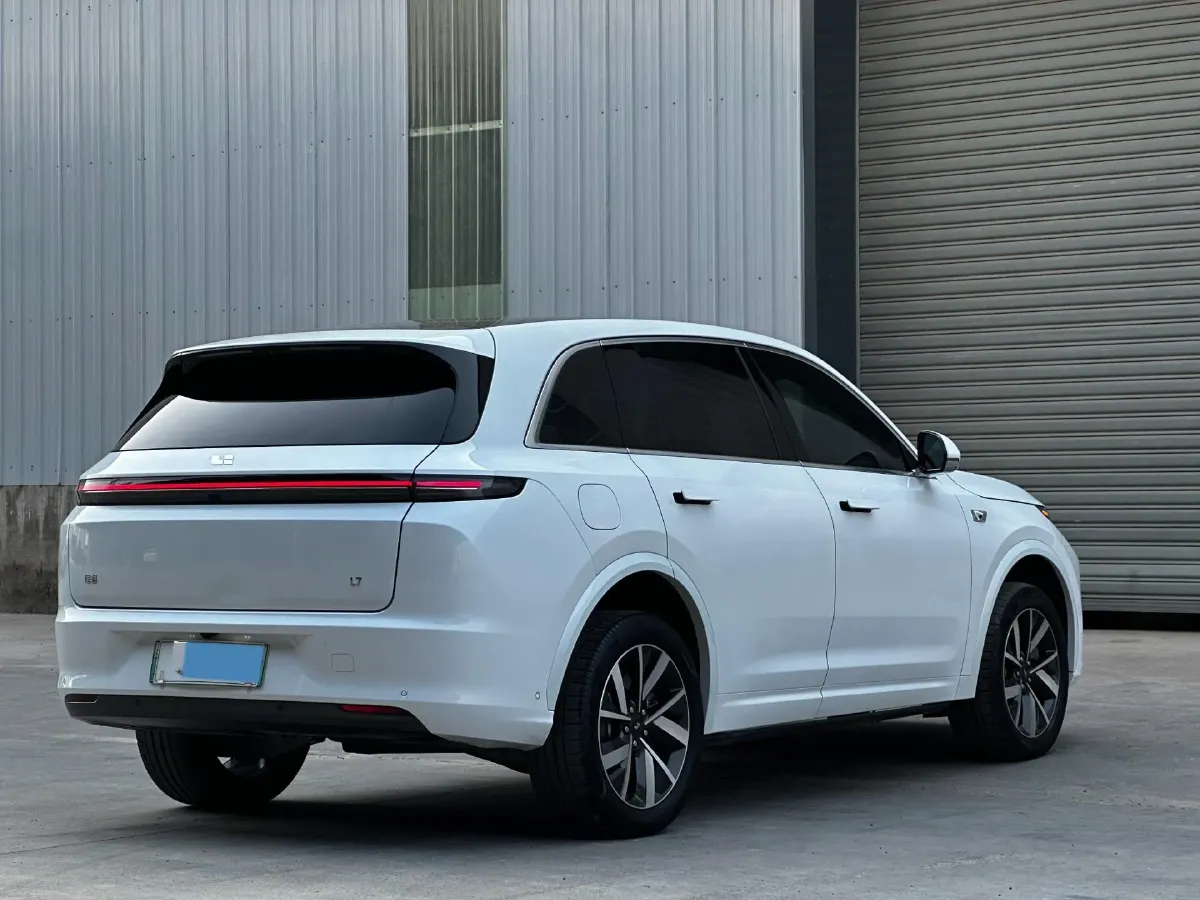 2023 Li L7 Range Extended 154HP REEV 40.9KWH,autocango,china used car exporter,china ev exporter,chinese used car exporter,chinese used ev exporter
