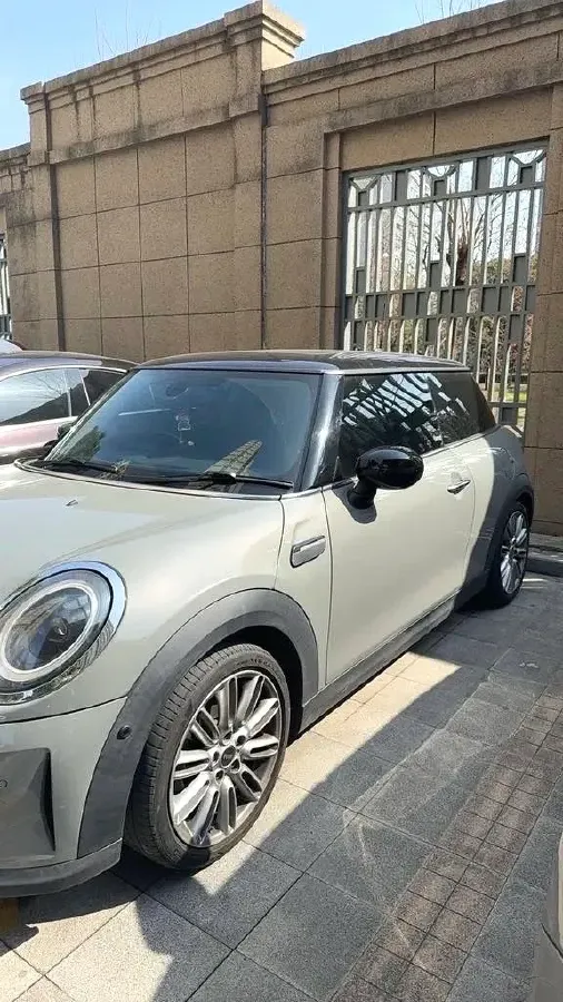 2022 MINI MINI 1.5T 136HP L3 7DCT,autocango,china used car exporter,china ev exporter,chinese used car exporter,chinese used ev exporter